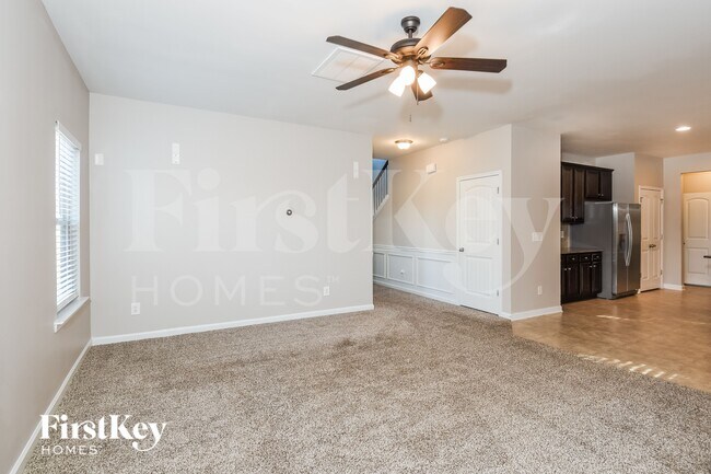 Photo - 204 Sleepy Way