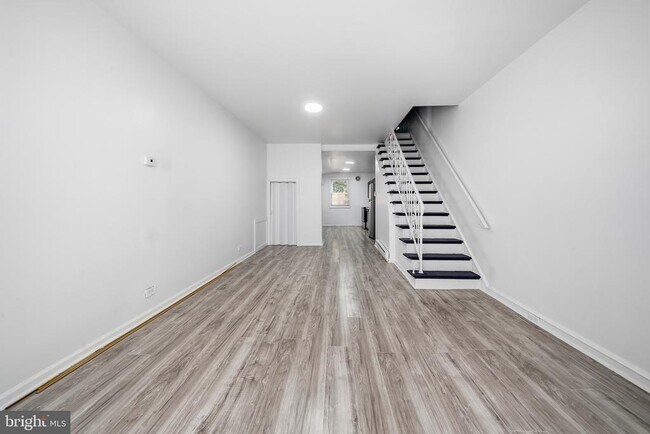 Photo - 2062 E Stella St
