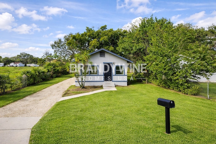 Photo - 207 Idaho Ave