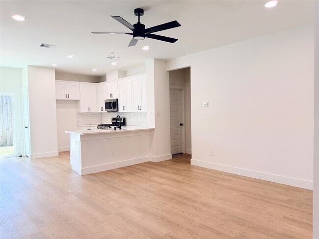 16575 Oasis Glade Dr