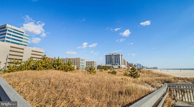 Building Photo - 3851 Boardwalk Unit 1806 Rental
