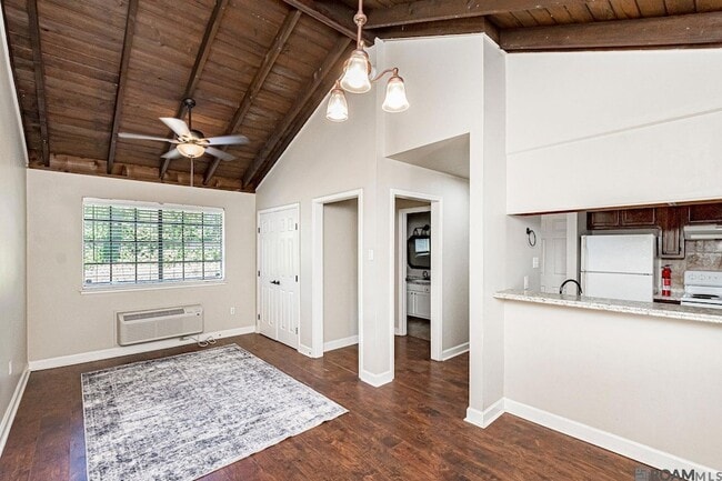 Photo - 3003 Greenwood Dr