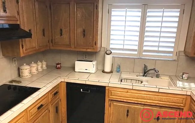 Photo - 3 Bed / 1.5 Bath with Full Appliances, In-Unit Laundry & Community Pool — Garage Included