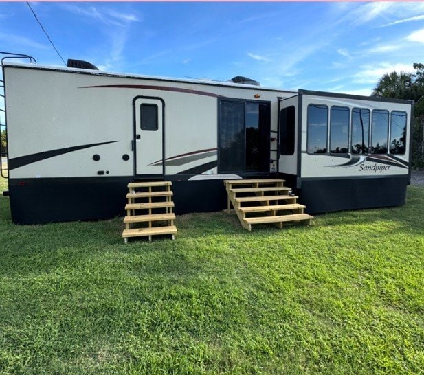 Building Photo - 11850 FL-24