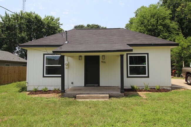 Photo - 406 N Stephens St