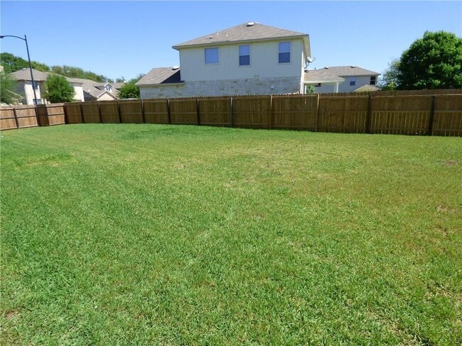 Photo - 1600 Melissa Oaks Ln