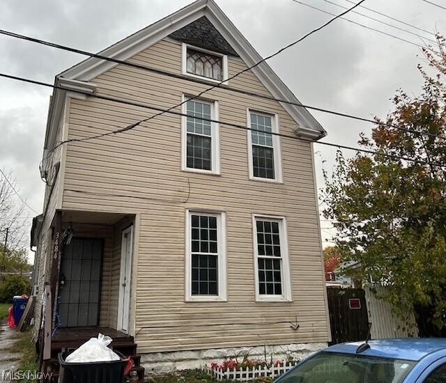 Building Photo - 3484 W 59th St Unit Up