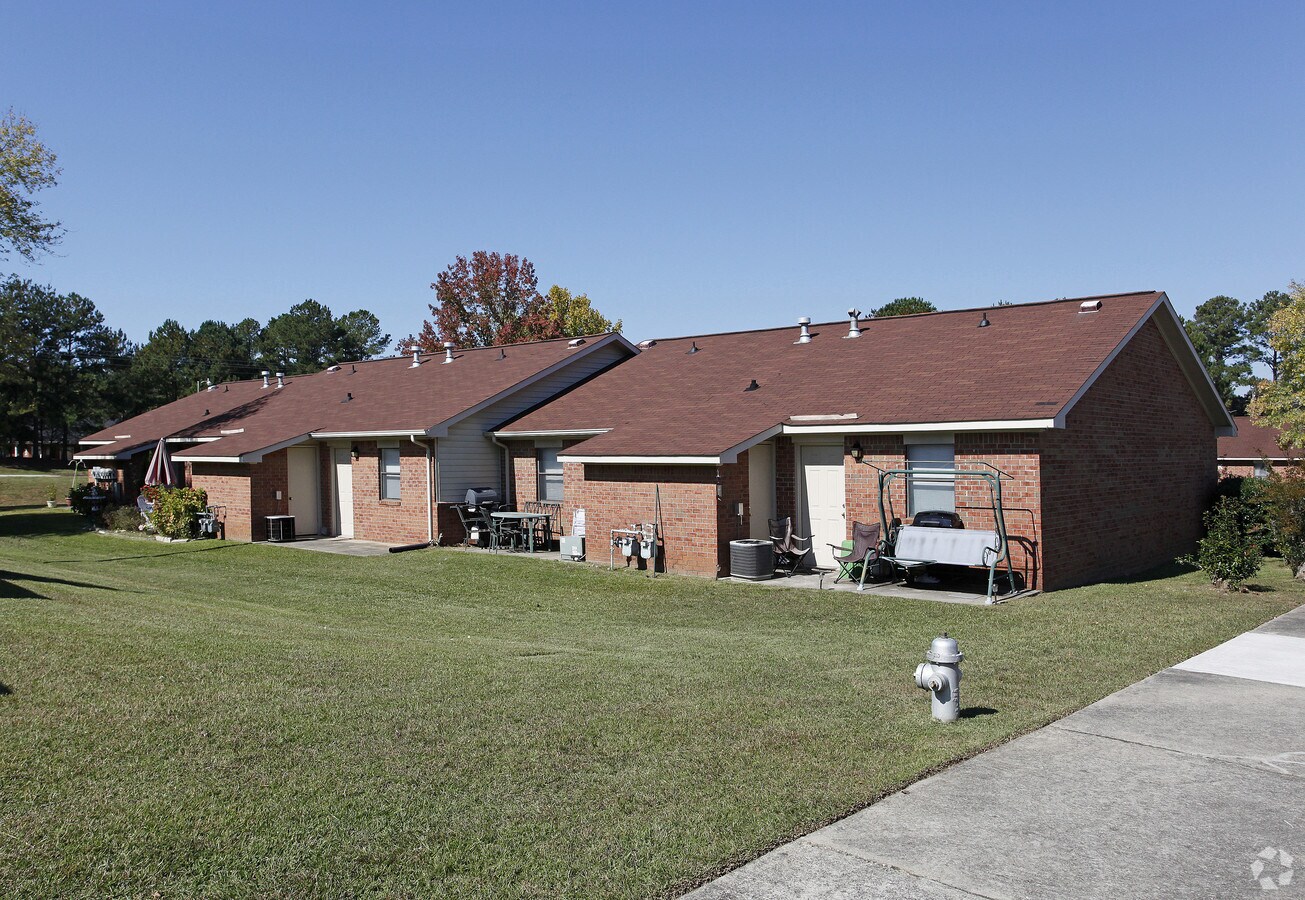 Photo - Summerhill Apartments