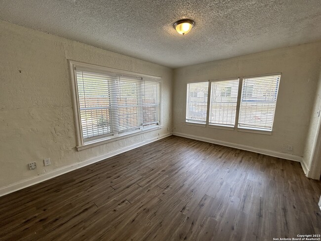 Photo - 1625 McCullough Ave Condo