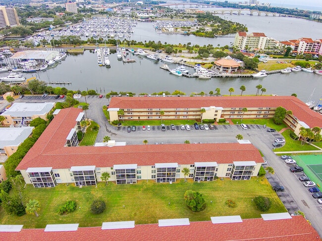 Building Photo - 715 S Beach St Unit 212D Rental