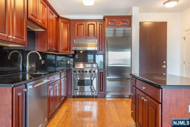 Photo - 20 Ave at Port Imperial Unit 330