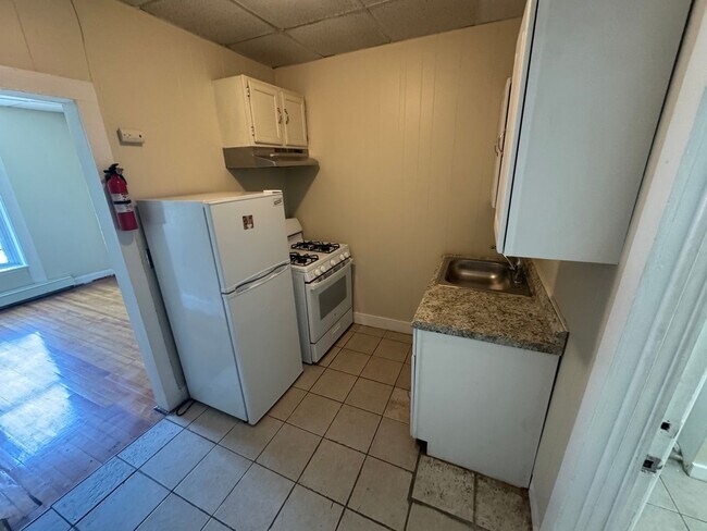 Photo - 138 Morton Ave Unit 1