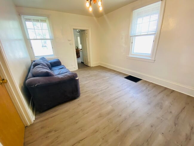 Photo - 220 E Davenport St