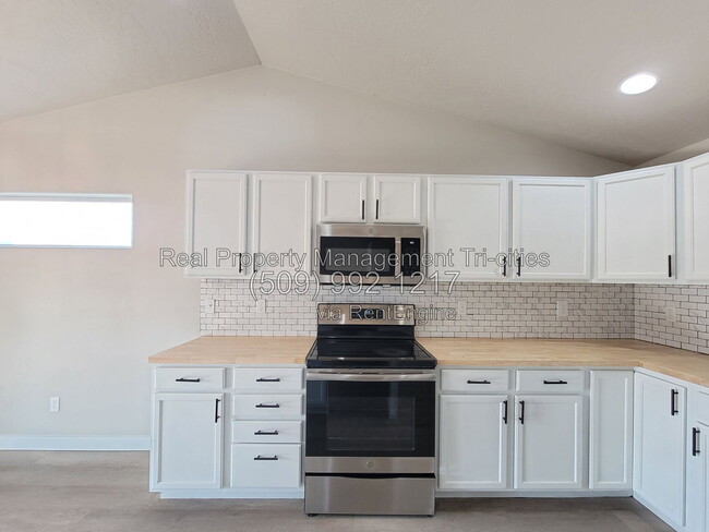 Photo - 6206 Maryhill Ln