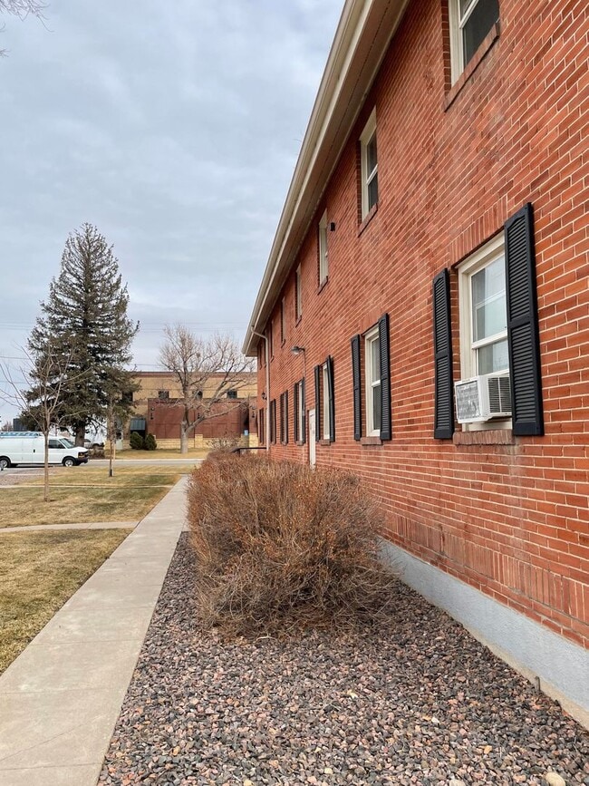 Photo - Johnstown Apartments (KC-KS) Unit 08