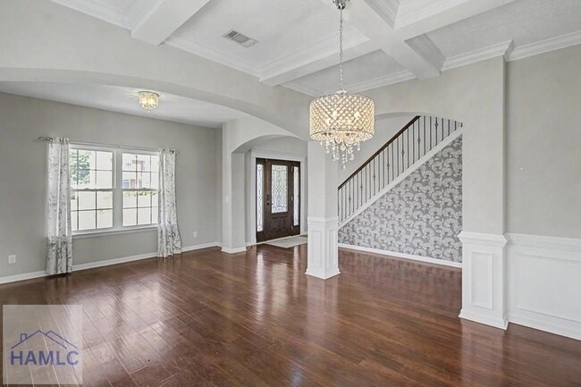 Photo - 976 Oak Crest Dr