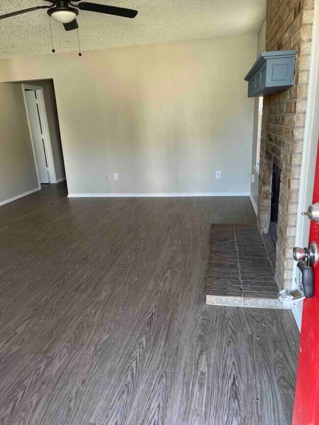 Photo - 3424 Heritage Ln