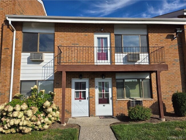 Photo - 44 Inwood Rd