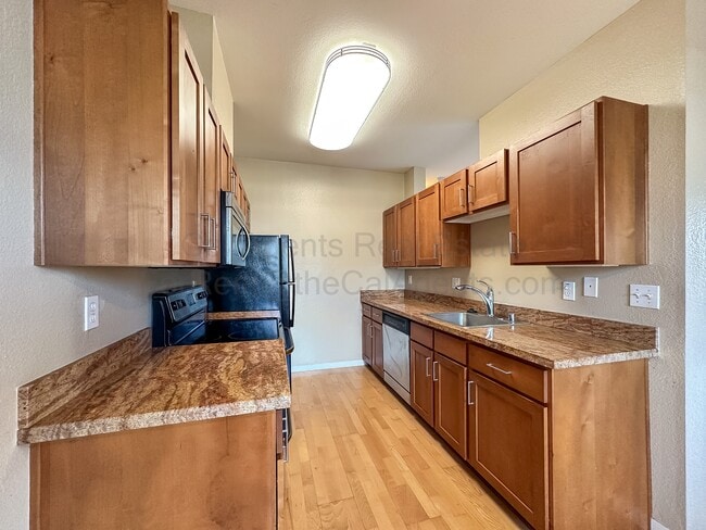 Photo - 13 Schooner Ct