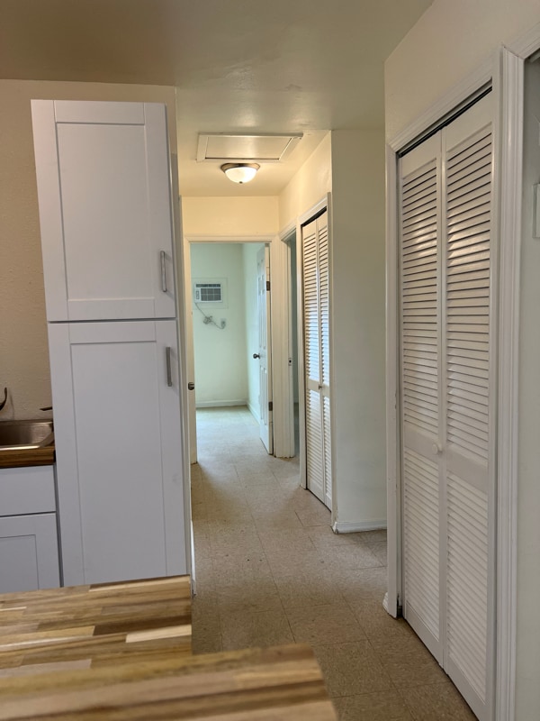 Photo - 2074 Springvale Dr