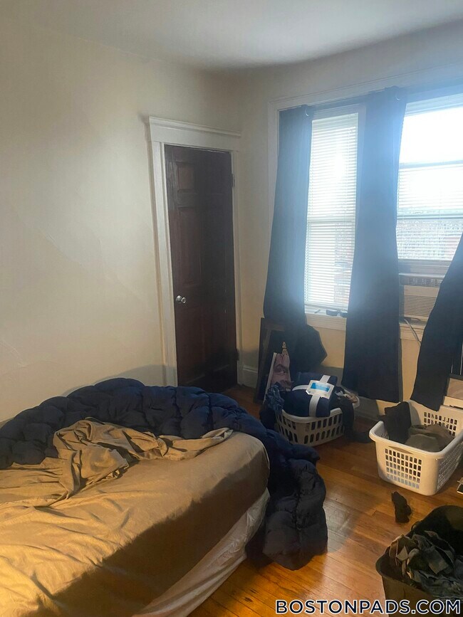 Photo - 244 Kelton St Unidad 16