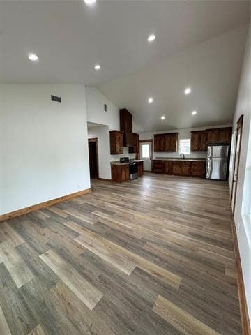 Photo - 409 5th St