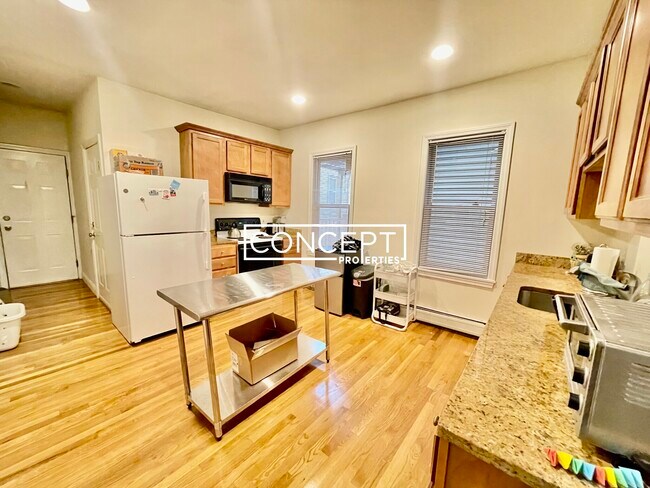 Photo - 143 Hillside St Unidad 1