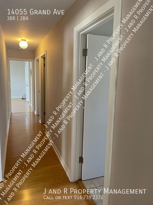 Photo - 14055 Grand Ave