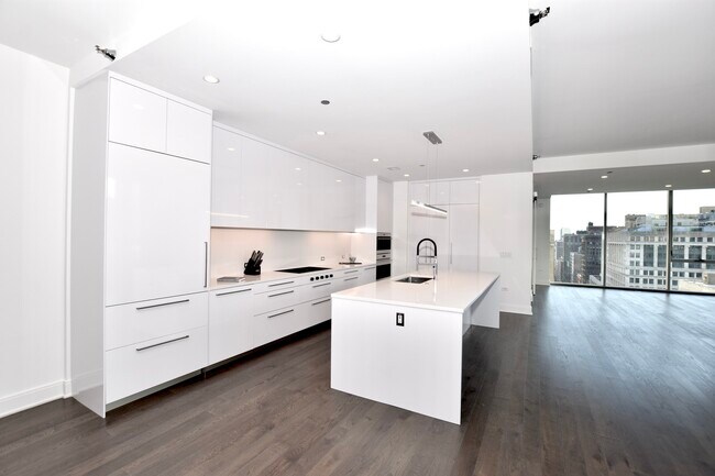 Photo - 60 E Randolph St Unit PH24B