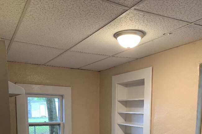 Photo - 121 S Seminole Ave Unit B