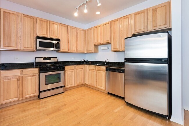 Photo - 2933 N Clybourn Ave Unit 303