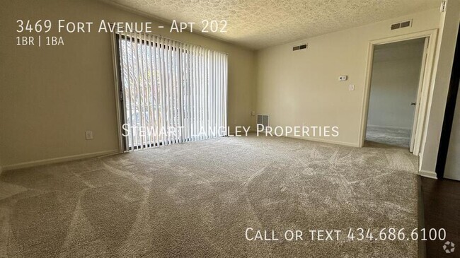 Building Photo - 3469 Fort Ave Unit Apt 202