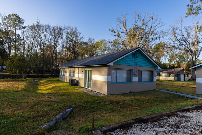 Photo - 6128 Townsend Rd