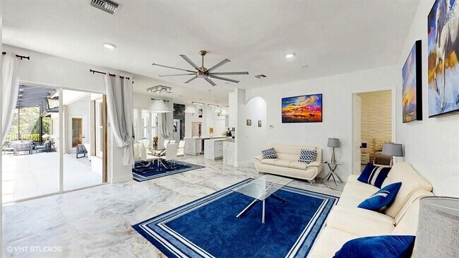 Photo - 15700 Carrera Ln