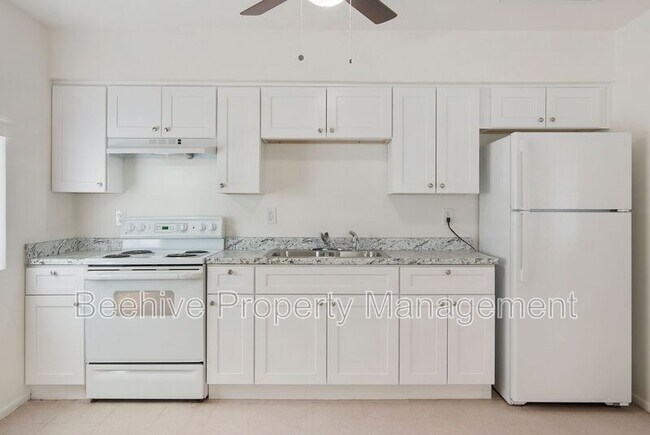 Photo - 1429 E Fillmore St