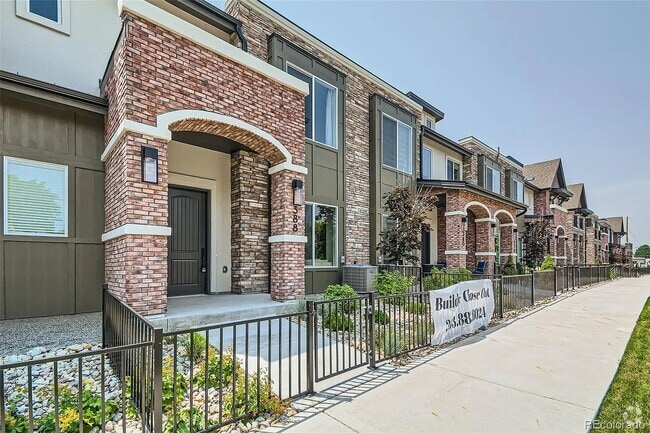 Building Photo - 388 E Orchard Rd Rental