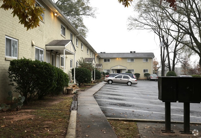 Photo - 1058 Oglethorpe Ave SW