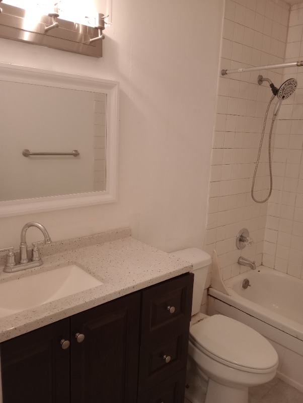 Photo - 2890 Carriage Dr Unit L