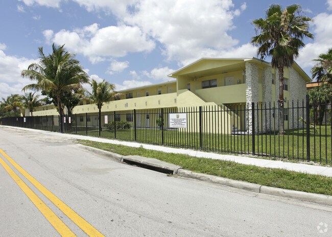 Sunny Isle Apartments