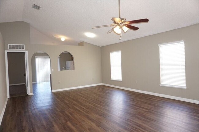 Photo - 3 bedroom 2 bath house