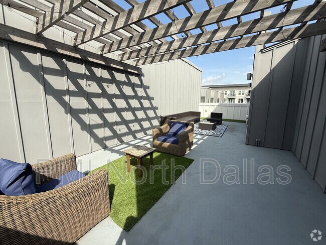 Building Photo - 1771 Mccoy St Rental