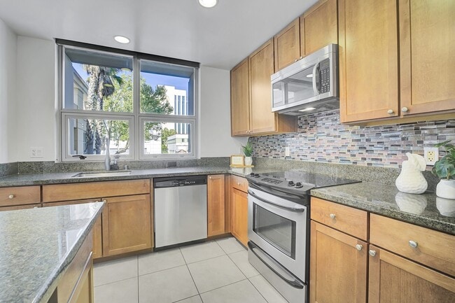 Photo - Saint Unit 20412D