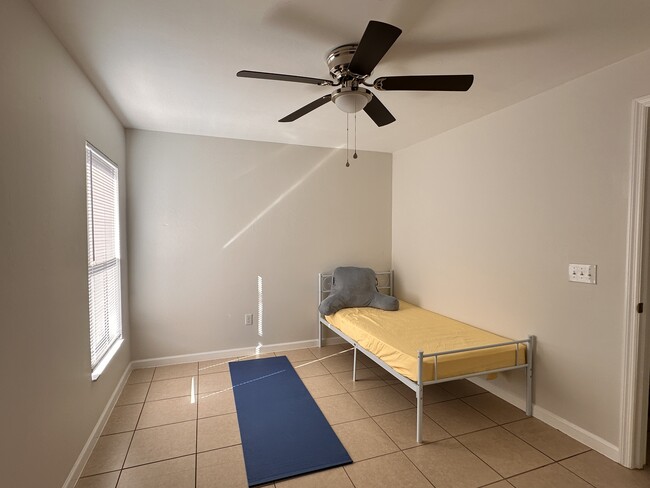 Photo - 1246 SE 8th St