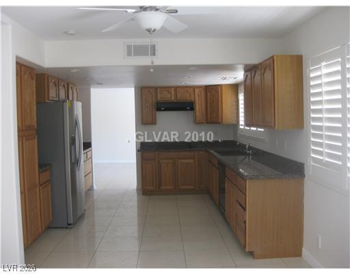 Photo - 6190 Darby Ave