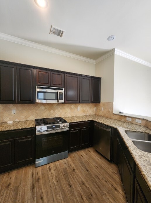 Photo - 18145 River Birch Dr