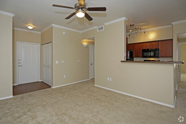 Living Area - Konrad