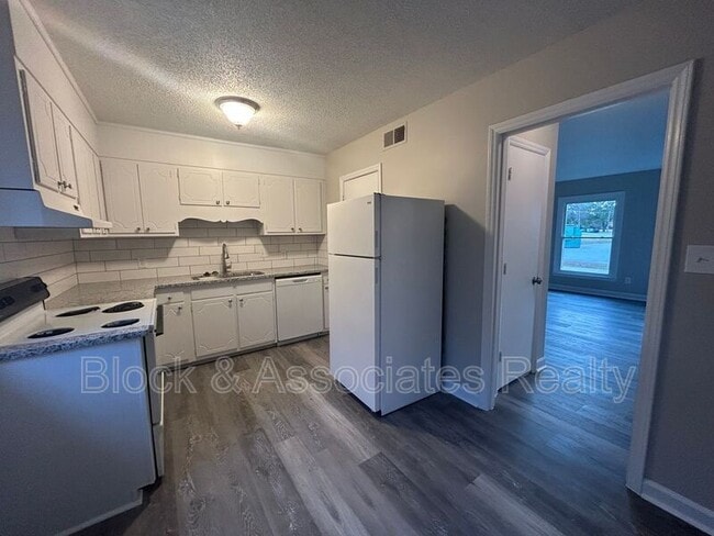 Photo - 512 S Cherry St