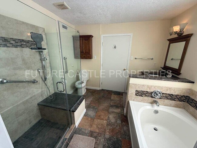 Photo - 10436 Bilboa St NW