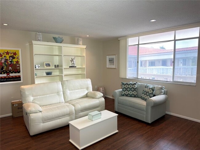 Photo - 2650 Pearce Dr Unit 409
