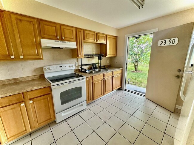 Photo - 2390 N Tropical Trail